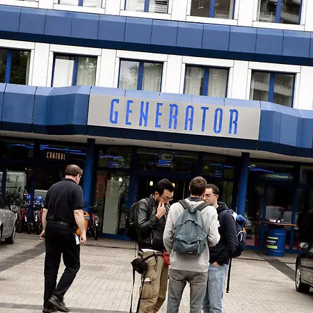 Generator Prenzlauer Berg Hostel *