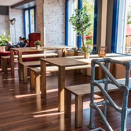 אכסניה Generator Prenzlauer Berg *